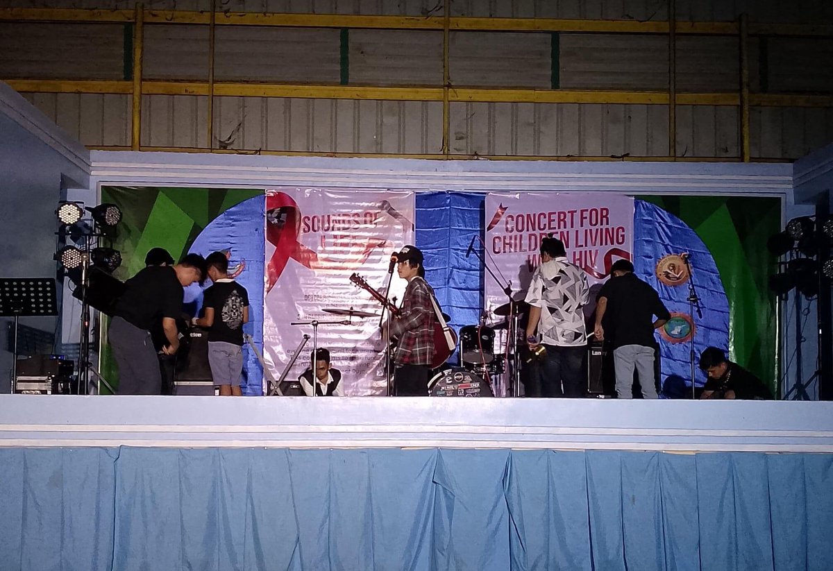 ProjectDuyan's tweet photo. Isang daang halaga ay kapalit ng walang hanggang ligaya sa mga batang lumalaban sa kanilang karamdaman.

Muli isang malaking pasasalamat mula sa Project Duyan!

#HIV
#ConcertForACause 
#labankasamaangduyan https://t.co/EswCJhkXjM