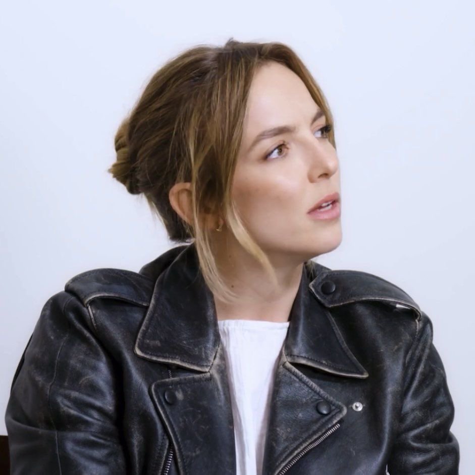 💭 (@thinkerjodie) on Twitter photo 