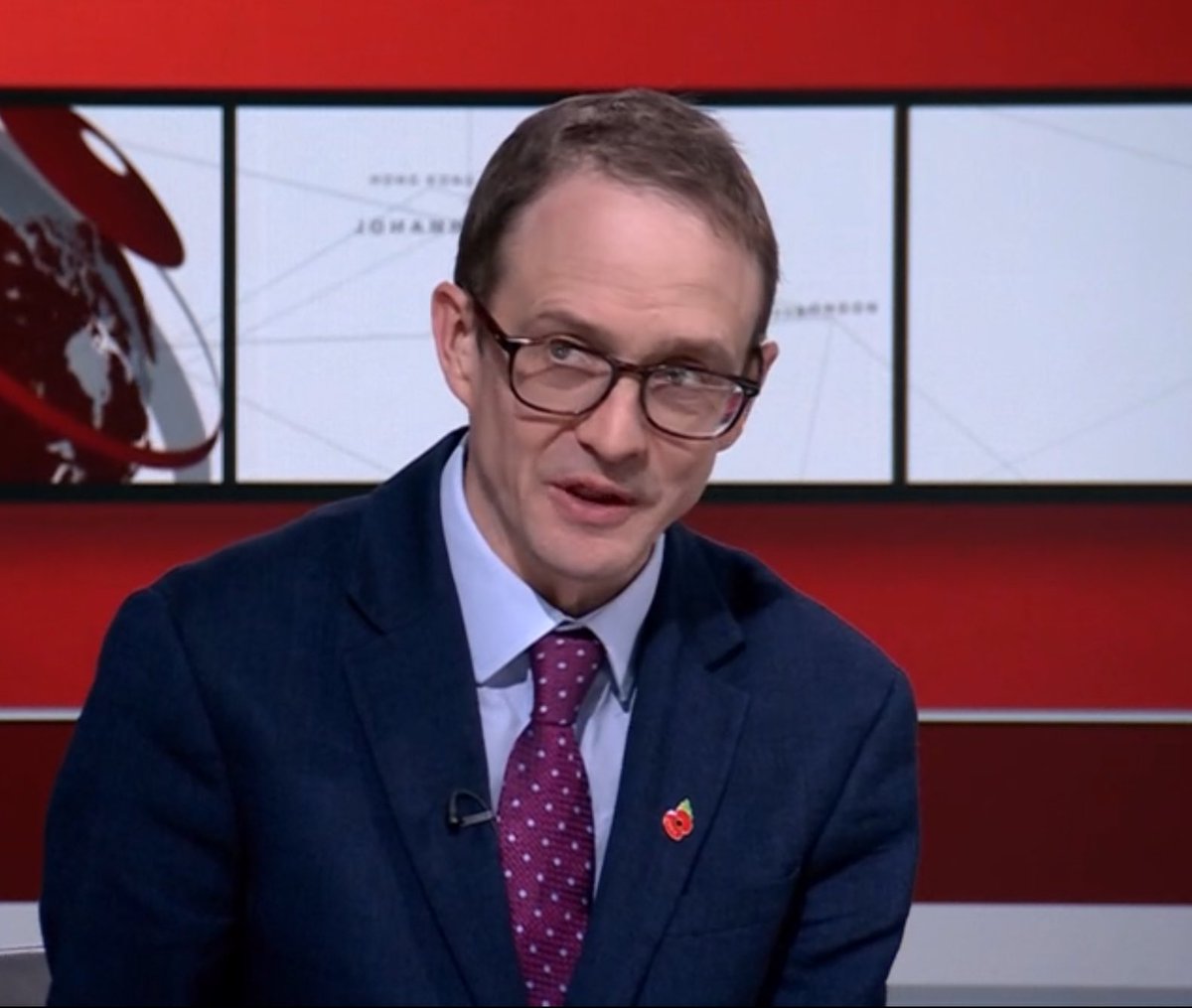 Ncknwmn's tweet photo. The BBC’s @ChrisMasonBBC on the news tonight referenced a cartoon about the extra hour to add speculation about the budget…what was he thinking of? Come on @BBCNews , credit where it’s due! https://t.co/KVlBdGgNsH