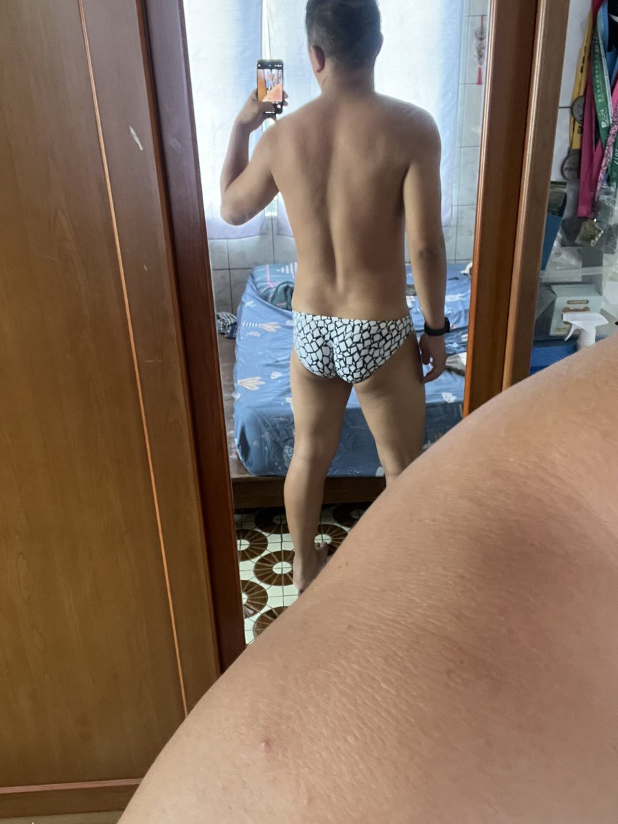 早起的鳥兒🐦  你們把我吵醒了😵

穿著這類的內褲，早上起床真的是都很有精神呢😋