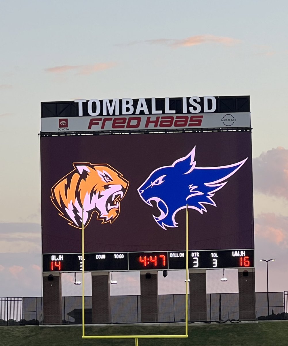 A little Monday night lights tonight as the Wildcats take on the Tigers to wrap up the 2024 season.  #GoCatsGo #BECATS #unstoppable