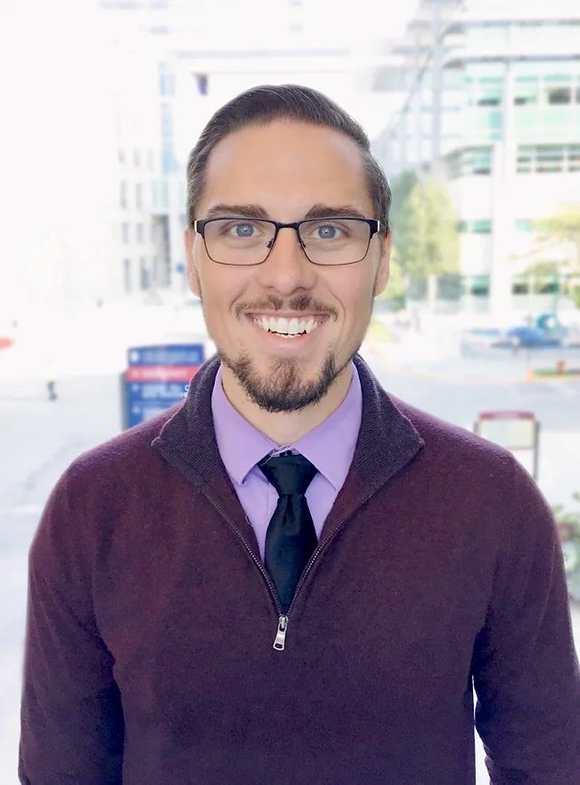 UChicagoMedRx's tweet photo. Next is our PGY2 Critical Care Pharmacy Resident, Dr. Paige Fields @paigefields16! 

The PGY2 Crit Care Program is led by RPD Dr. Patrick Costello and RC Dr. Kerilyn Petrucci @KP_PharmD. 

#TwitteRx #PharmRes https://t.co/2Vpt0WSak0