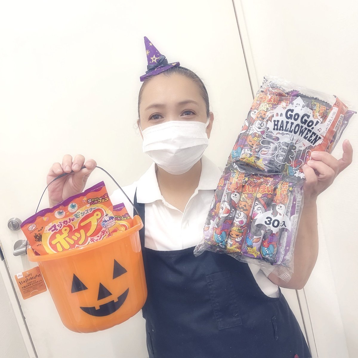 Kotacafe_'s tweet photo. お久しぶりです( ੭˙ᗜ˙)੭

長い間更新できず申し訳ございませんでした🙇‍♀️
しばらくの間、怪我で出勤できずにいた児玉さんが昨日から復帰となりました✨

まだ万全ではないためお休みする日もありますがぜひ会いに来てください✨
それに伴い、本アカウントも徐々に更新したいと思います‼️ https://t.co/Qvdhjp67UV