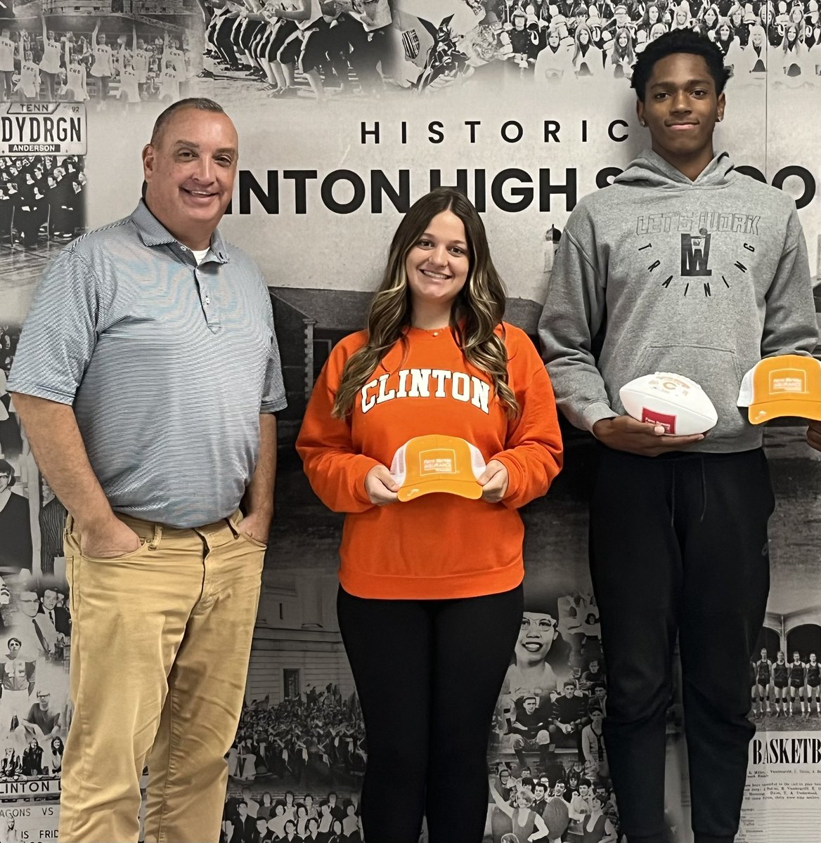 Farm Bureau Clinton (@bureauclintontn) on Twitter photo Congratulations to the Farm Bureau Athletes of the Week, Braylen Hayden and Haileigh White! Go Dragons! <a href="/ClintonStrong4U/">ClintonStrong</a> <a href="/CHSDragonsFB/">Clinton Dragons Football</a> <a href="/ACSchoolsTN/">Anderson County Schools TN</a> <a href="/FBITN/">Farm Bureau Insurance of Tennessee</a> <a href="/mb210/">Michael Bowers</a> Congratulations to the Farm Bureau Athletes of the Week, Braylen Hayden and Haileigh White! Go Dragons! <a href="/ClintonStrong4U/">ClintonStrong</a> <a href="/CHSDragonsFB/">Clinton Dragons Football</a> <a href="/ACSchoolsTN/">Anderson County Schools TN</a> <a href="/FBITN/">Farm Bureau Insurance of Tennessee</a> <a href="/mb210/">Michael Bowers</a>
