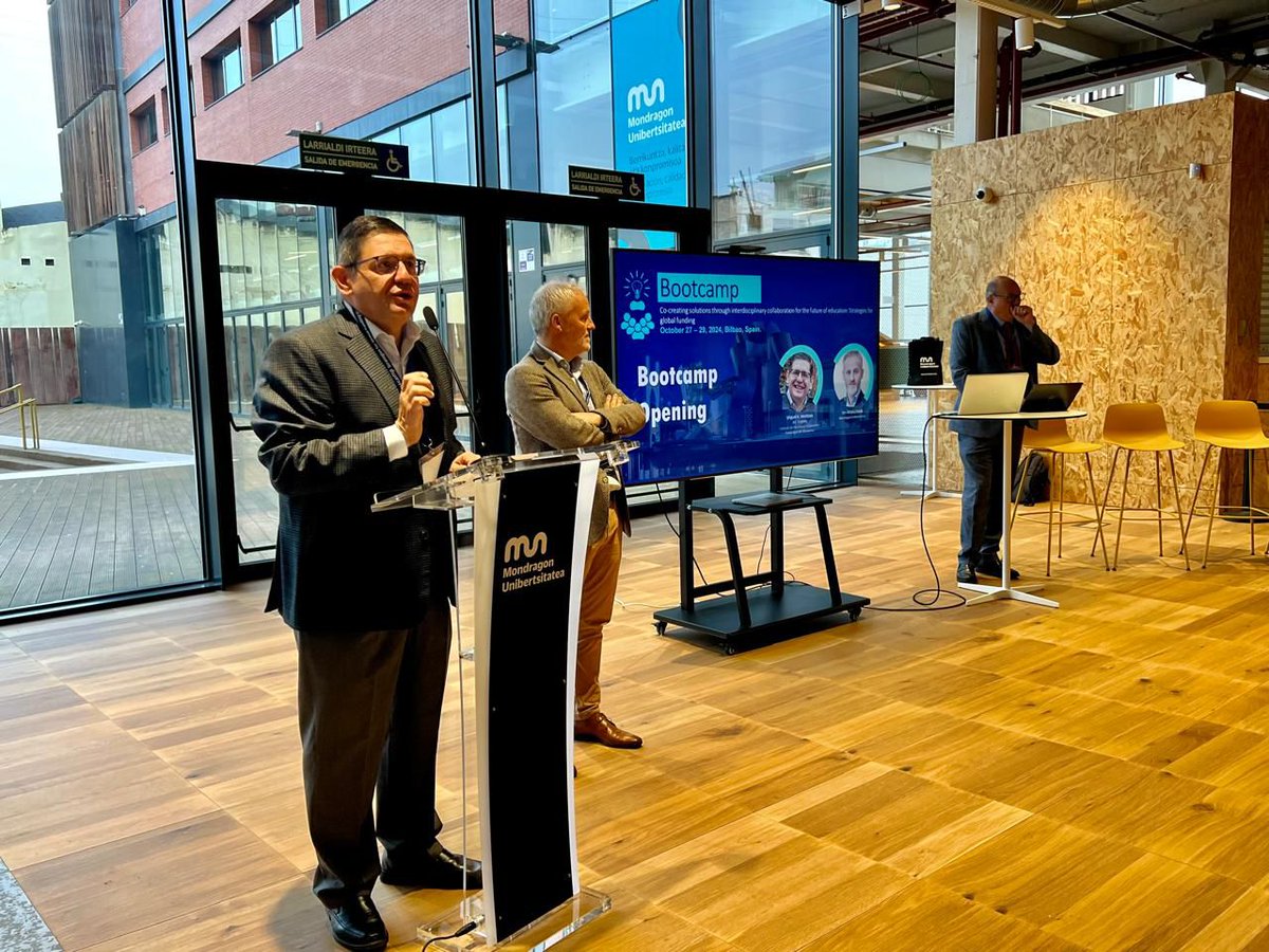 Research4C's tweet image. 🌍💻 Así hemos vivido el día 2 de nuestro #Bootcamp #FutureEdSolutions en #Bilbao, España. 🌐🔍
¡Sigamos construyendo en colaboración el futuro de la eduación!
💻 Para saber más, visita nuestro sitio web: tinyurl.com/3k7mu9nz