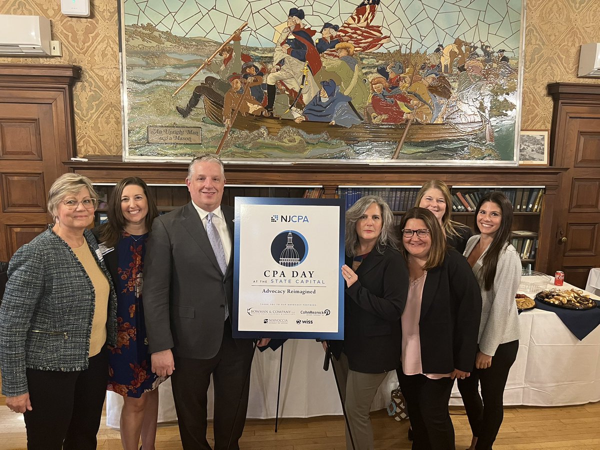 The New Jersey CPA #RenegadeCrew conquered Trenton NJ today.

Spreading good vibes, inspiring others, and forwarding the #CPA profession.

#NJCPA #CPADay #NJ #NewJersey #Trenton 

<a href="/jmtothcpanj/">June M. Toth, CPA, CFF, CGMA</a> <a href="/CPAAmy/">Amy Schocket - Both</a> <a href="/ZumbaCPAchick/">Nicole DeRosa, CPA</a> @NJCPA