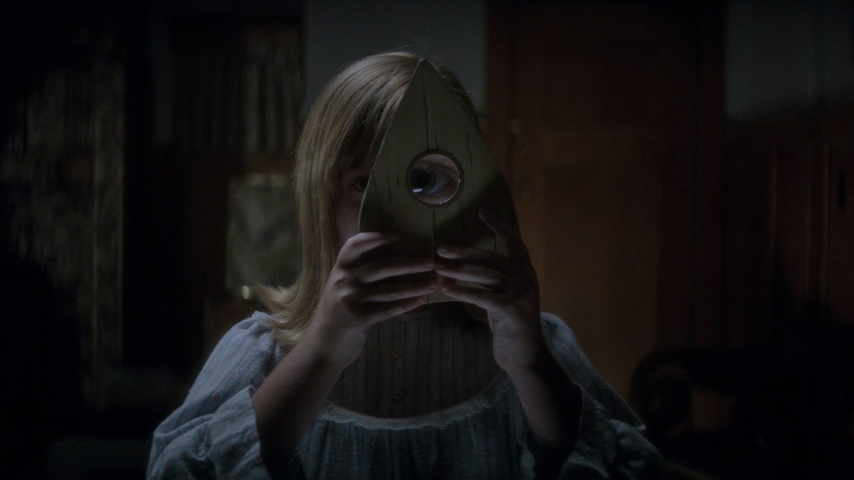 UncleCreepy's tweet image. Next up for spooky week: #ouijaoriginofevil - a movie so good it nearly makes the original film better by proxy. Also - further proof that @flanaganfilm can do pretty much the impossible. #halloween #haunting #ghosts #horror #ouija