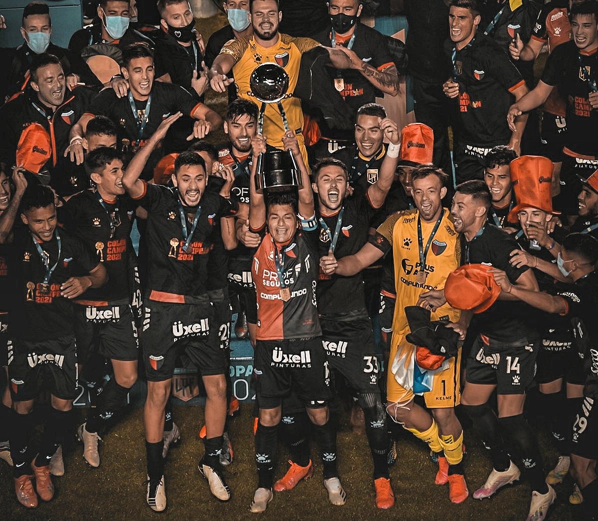 Esto tampoco era tan difícil (en realidad sí)

Pero sos muy chiquitito para salir campeón