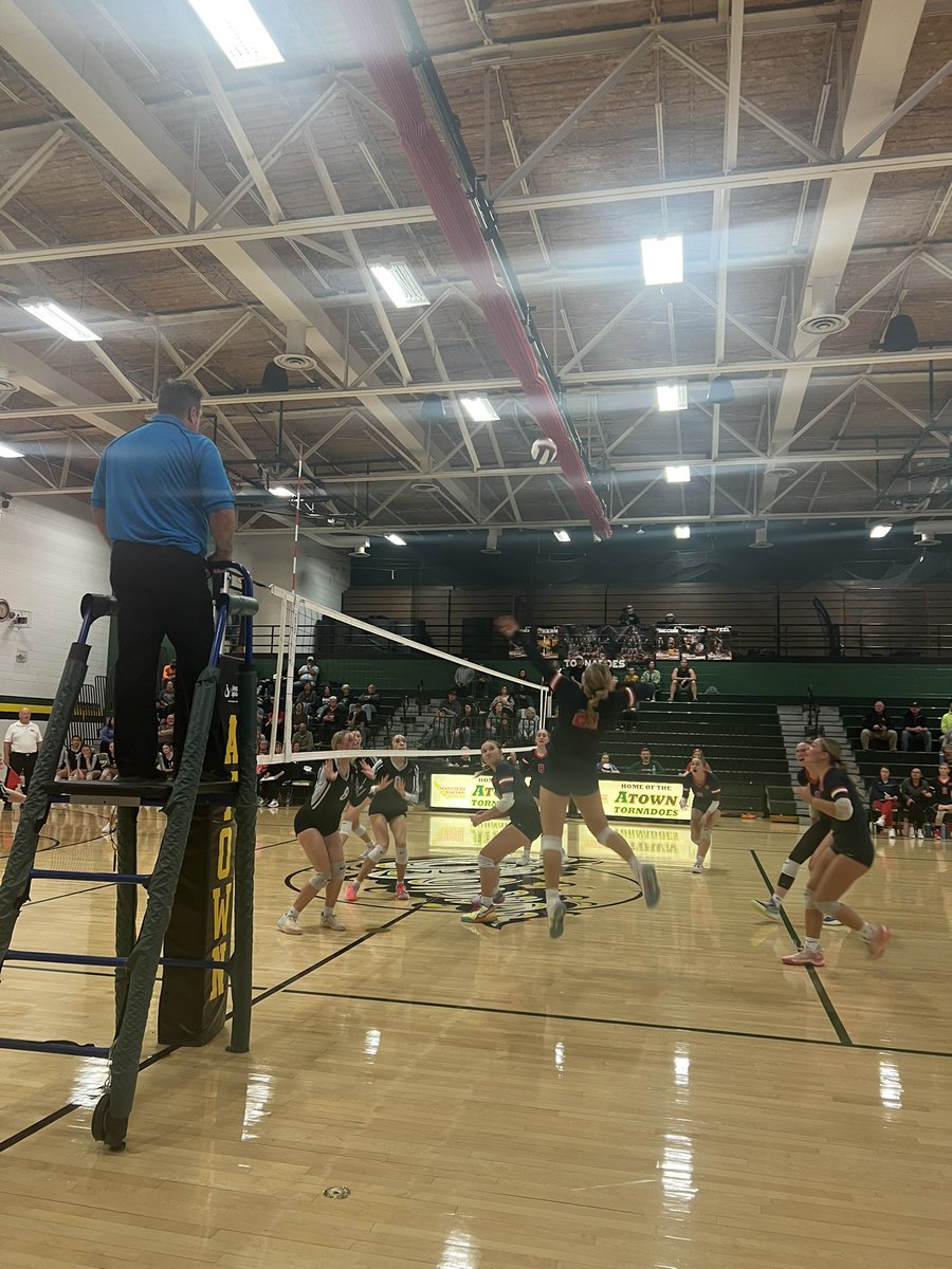 WCDistrict235's tweet photo. At ATown HS tonight, in the first round of Regional play the West Central Heat won against West Prairie Cyclones in 2: 26-24 25-19.
Heat will next play the Brimfield Indians on Wed, Oct 30th; 6pm @ A-Town HS!! #GoHeatGo https://t.co/00kIBFvXYP