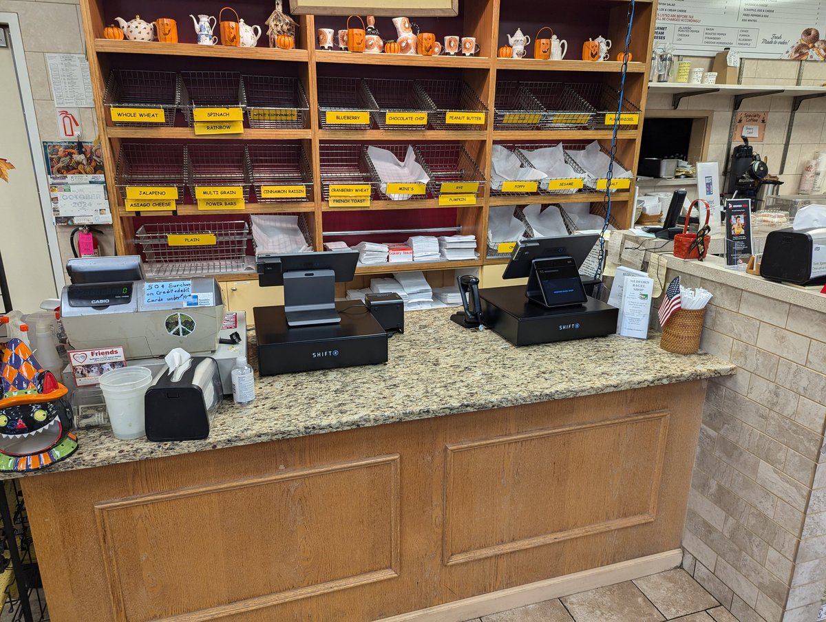 BryanH_SkyTab's tweet photo. Stop on by Medford Bagel Shop for a pork roll, egg and cheese or a made from scratch cinnamon bun! @SkyTabPOS by @Shift4 is here to save the day with some help from Spiderman! 🥯 🧁 #SkyTab #shift4 https://t.co/yNDRRrGmy1