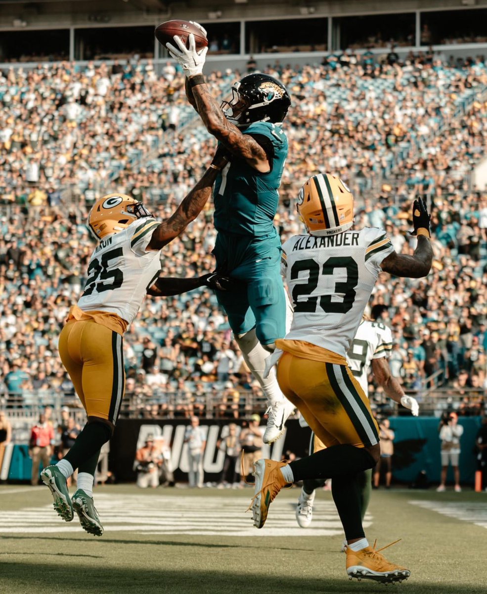 Brandon Waters tweet media