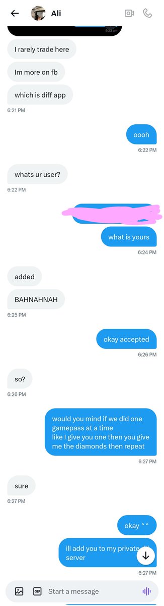 catseonghwas's tweet photo. ❗️❗️scammer alert❗️❗️ don't trade with @/Aliyuhis 

I felt really rushed the entire trade and their proofs seemed old, but I tried to give them a chance, once we joined my server they kept asking "did you send it yet? " 1/2

#royalehigh #rhd #adoptme #royalehightrading https://t.co/lYpkJQKv26