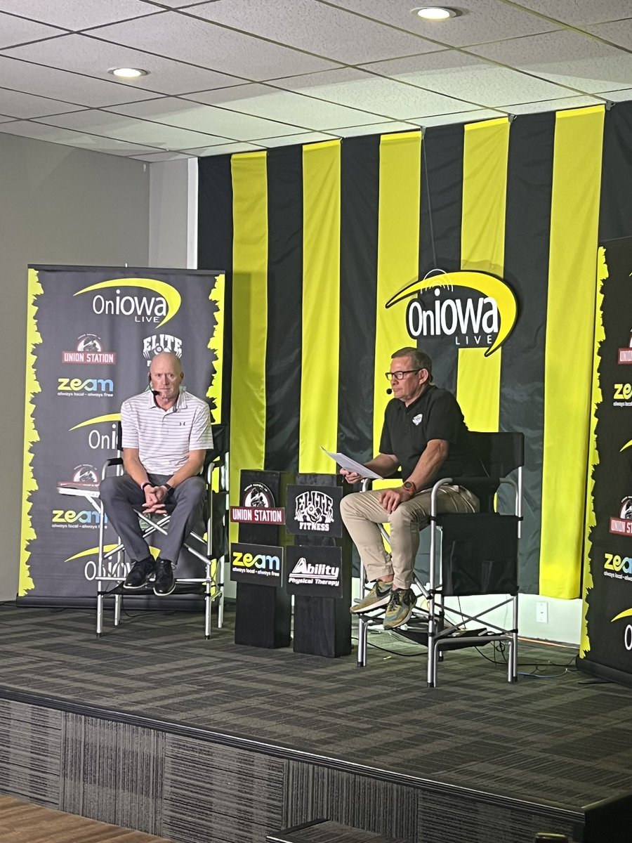 Clipper Football (@ccaclipperfb) on Twitter photo Thank you to Scott Saville and 9.2 for inviting us to ONIowa Live. <a href="/KCRG_Sports/">KCRG Sports</a> <a href="/SavilleSez/">Scott Saville</a> Thank you to Scott Saville and 9.2 for inviting us to ONIowa Live. <a href="/KCRG_Sports/">KCRG Sports</a> <a href="/SavilleSez/">Scott Saville</a>