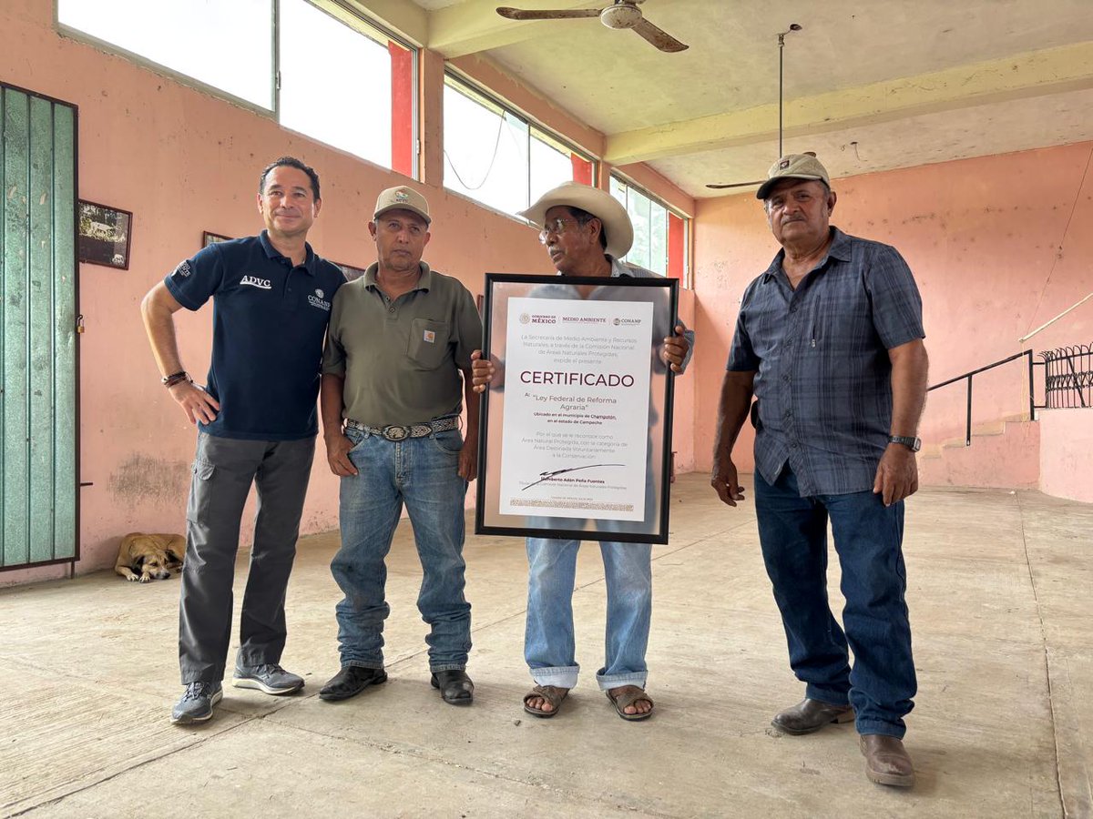 CONANP_mx's tweet image. Entregamos el certificado como Área Destinada Voluntariamente a la Conservación #ADVC, al predio Ley Federal de Reforma Agraria. 🍃

El área se encuentra en buen estado de conservación, presenta una cobertura arbórea densa, hábitat clave para muchas especies de aves. 🐦🌳🌊🌿🌺🦆