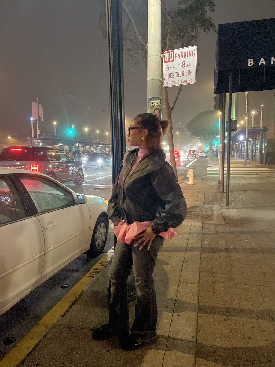 icyninii's tweet photo. stepping out &amp; listening to live music >>>🫶🏽 https://t.co/EyM04BRG3S