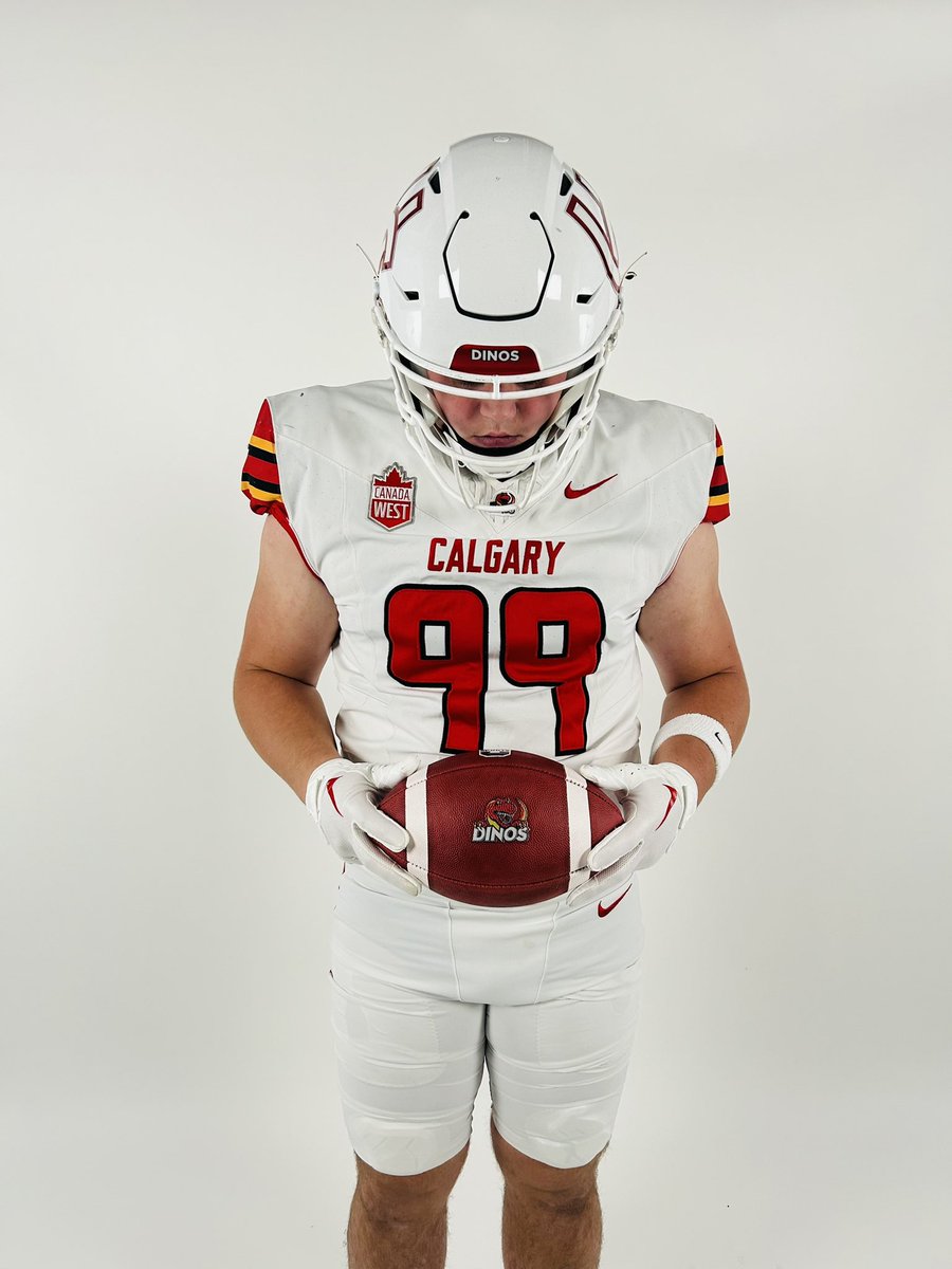 I would like to thank the entire <a href="/Dinos_Football/">UCalgary Dinos Football 🏈</a> coaching staff and players for having me on such an amazing visit this past weekend. Special thanks to <a href="/Coach_Sheahan/">Ryan Sheahan</a> and <a href="/CLAnstey/">Christopher Anstey</a> 🦖