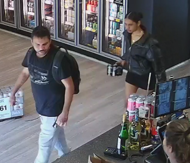 ForrestfieldPol's tweet photo. 🔍 Incident ID Needed! 🔍

Please help identify the individuals involved in the 🍾 Liquorland Forrestfield theft:

📅 Date &amp; Time: 26 Oct 2024
👀 Suspects pictured. 

Report 261024 1559 85596, call police with any information #fb #forrestfield https://t.co/vgxzYJYlYW