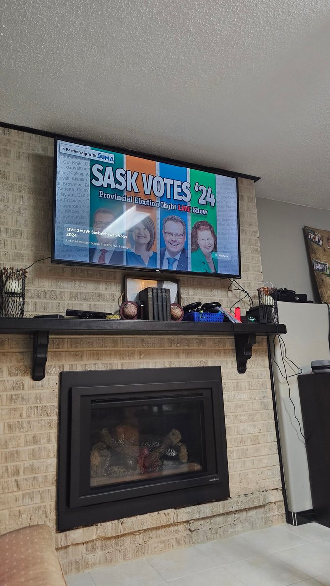 If you are looking for a municipal prospect on tonight's Saskatchewan election results turn on <a href="/CrossBorderPod/">Cross Border Network</a> on YouTube they are live in Regina. I am looking forward to it <a href="/SUMAConnect/">SUMA</a>
