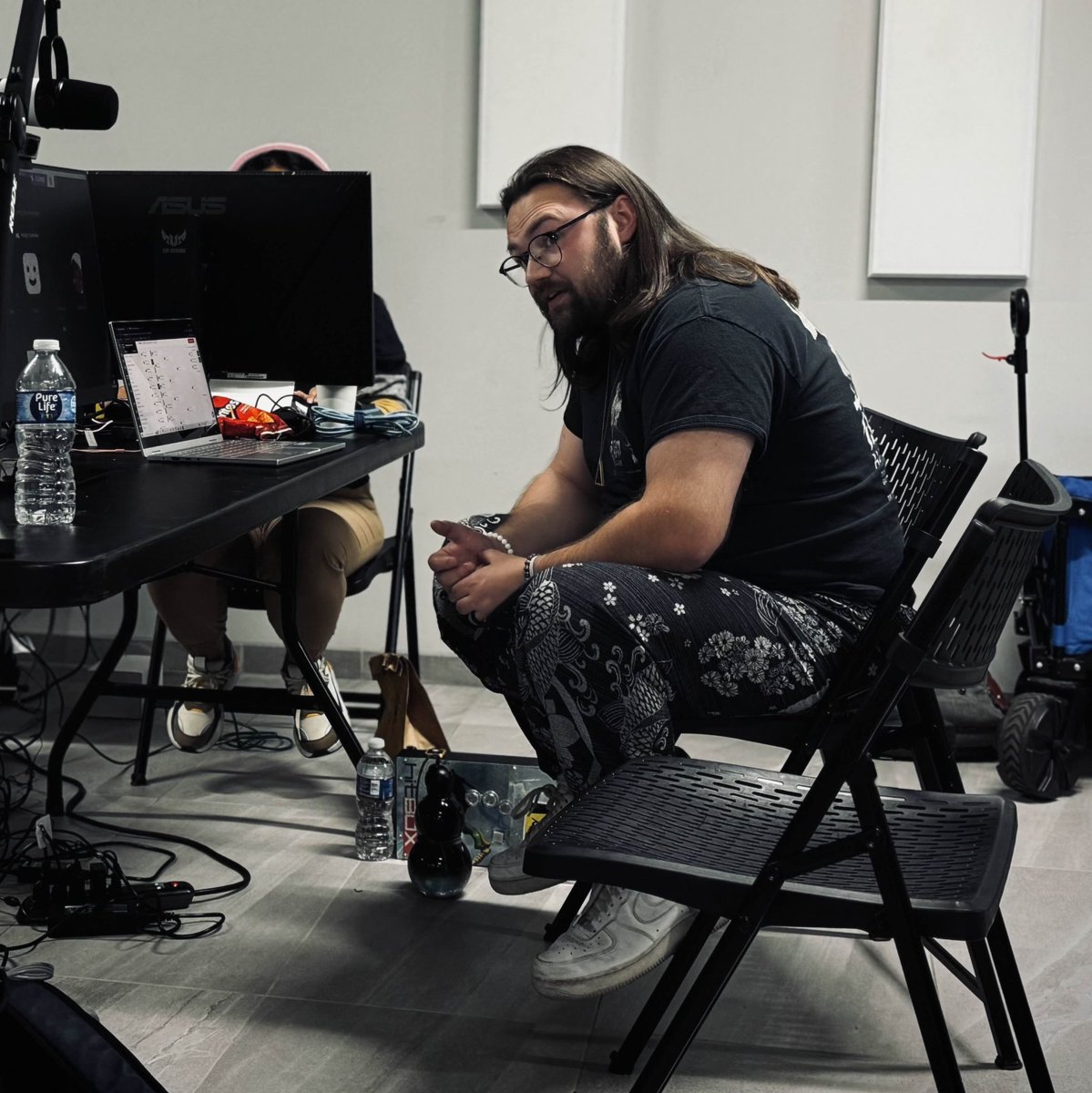 D_C_Theo's tweet photo. Out here on that commentary grind! Thanks for the amazing photo Mrs. Duck https://t.co/AXbfCAcxtk