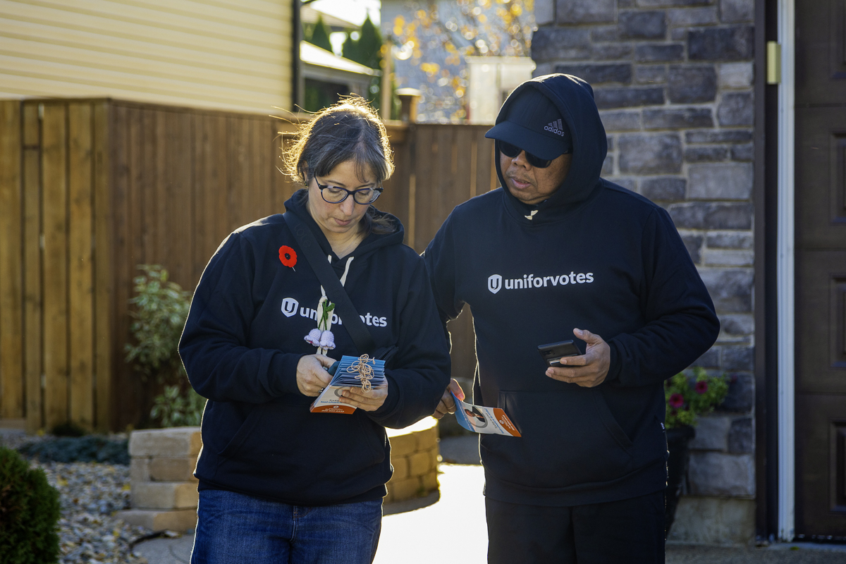 gavinmcgarrigle's tweet photo. No matter the outcome in #skelection tonight, I'm very proud of the Unifor activists who dedicated so much of their time to talking to their fellow union members and getting out the vote for a govt that actually cares about working people. #sklab #canlab https://t.co/kX0rPpaBpB