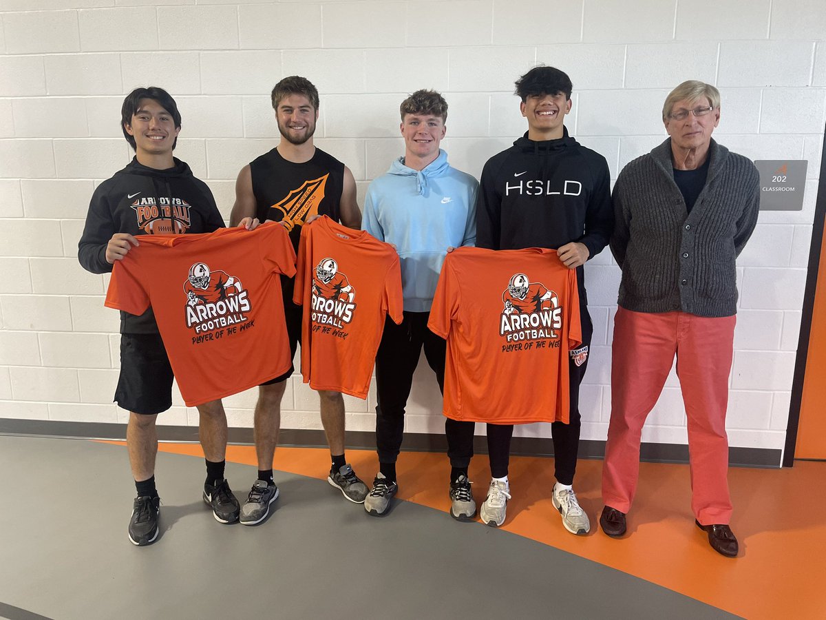 MVD SPORTS Players of the Week...
Week 10 vs Lexington, 30-21 W, 10-0 regular season record, OCC Champs, 4th seed in the <a href="/OHSAASports/">OHSAA Sports</a> state championship tournament, DII-R7.

<a href="/michaelkfranz/">Michael Franz</a> <a href="/Tylersauder33/">Tyler Sauder</a> Grayson Baith <a href="/Killianobri2n_2/">Killian O’Brien</a>

#HardWorkPaysOff #GoArrows🏹🏈