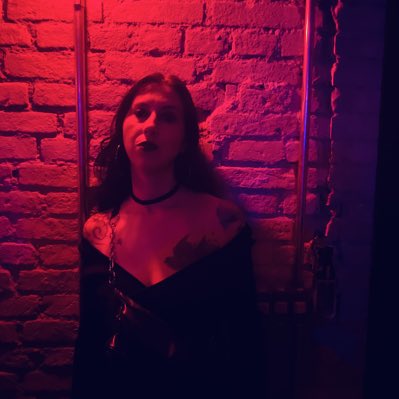 comunadeusa13's tweet photo. Só voltei pra mudar a foto de perfil! 🦇 https://t.co/TxfCHrEdoU