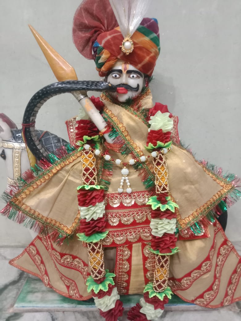 बोलिए सत्यवादी वीर तेजाजी महाराज की...जय❤️

जय वीर तेजाजी महाराज 😊

प्रातःकालीन नमस्कार 🙏 ⭐
#GoodMorning #Iran #protest #Tommavi #TVKVijay #BINI