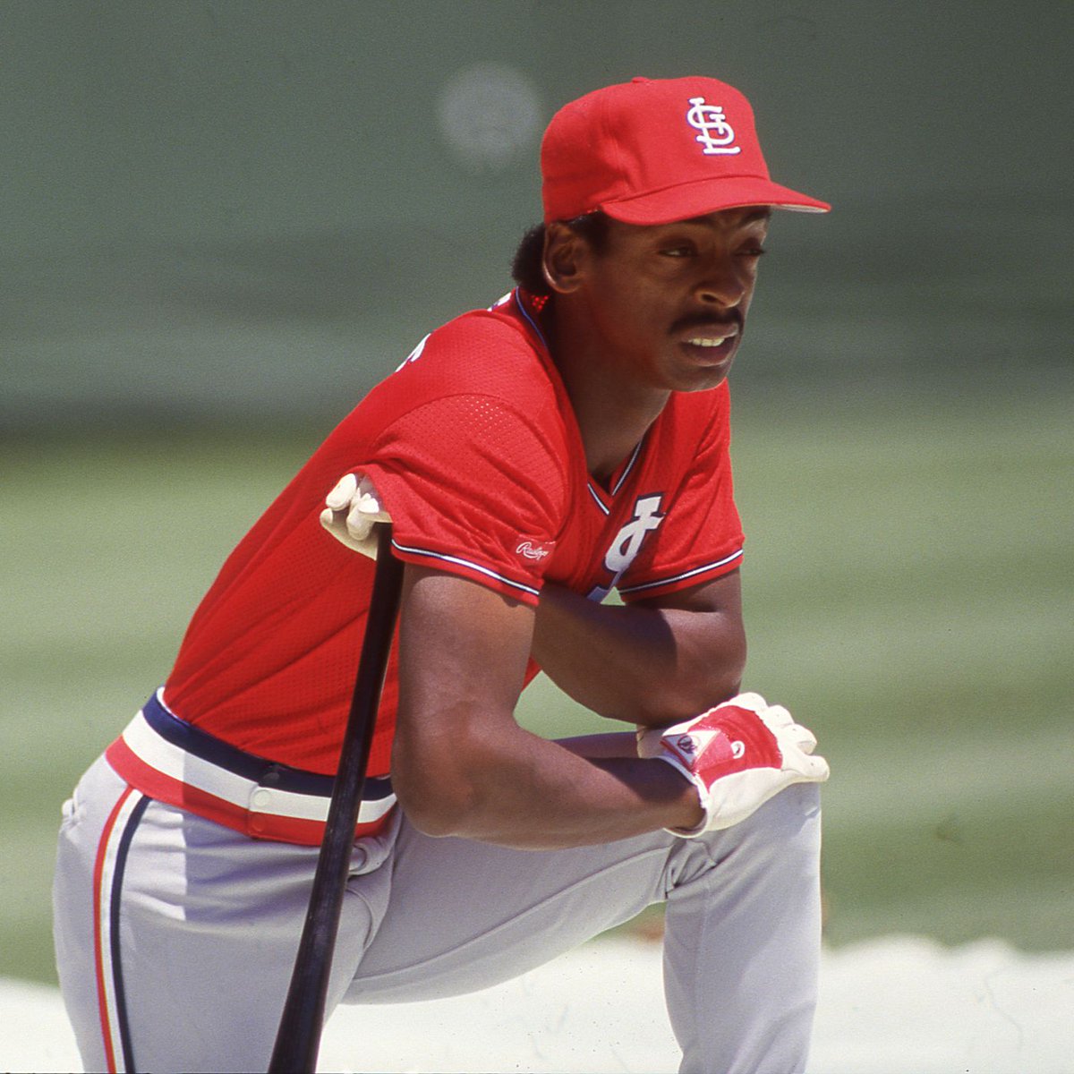 AugieNash's tweet photo. #OTD 1997 - Willie McGee is granted free agency by the Cardinals, but fear not, the beloved McGee will re-sign on December 5th with the team. #STCards https://t.co/ylDgSNByro