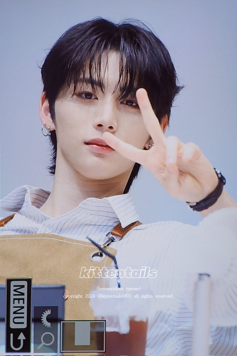 sanders. (@ausnders) on Twitter photo 