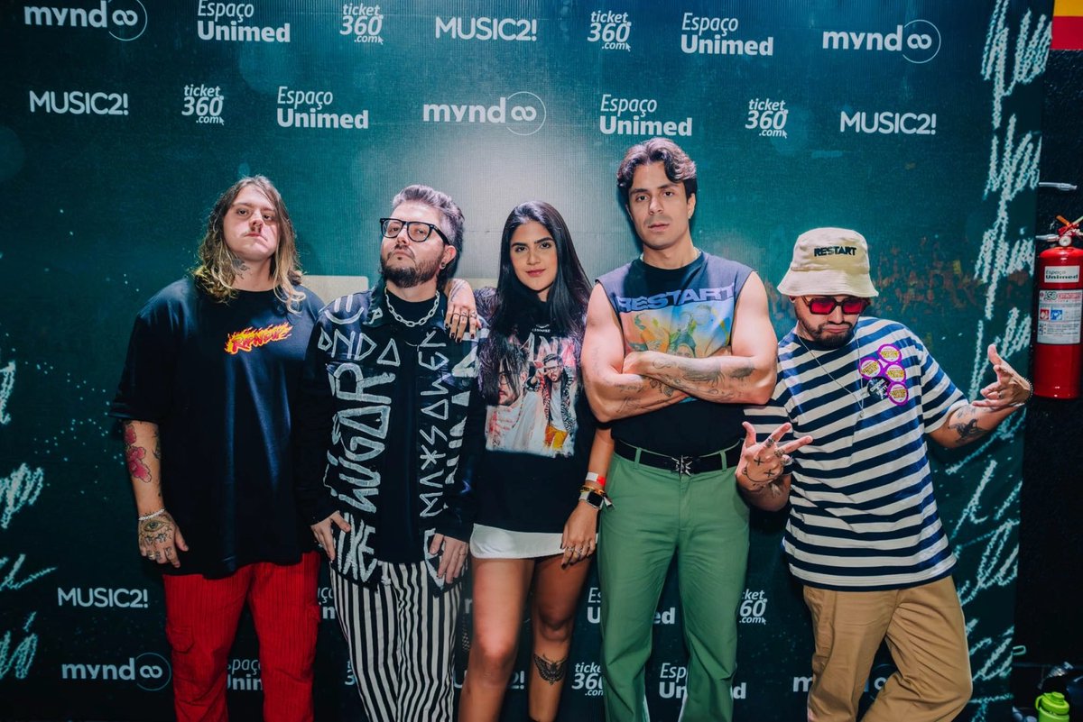 camiguzzoni's tweet image. Essa foto tá mundo linda para não estar postado em todas as minhas redes possíveis