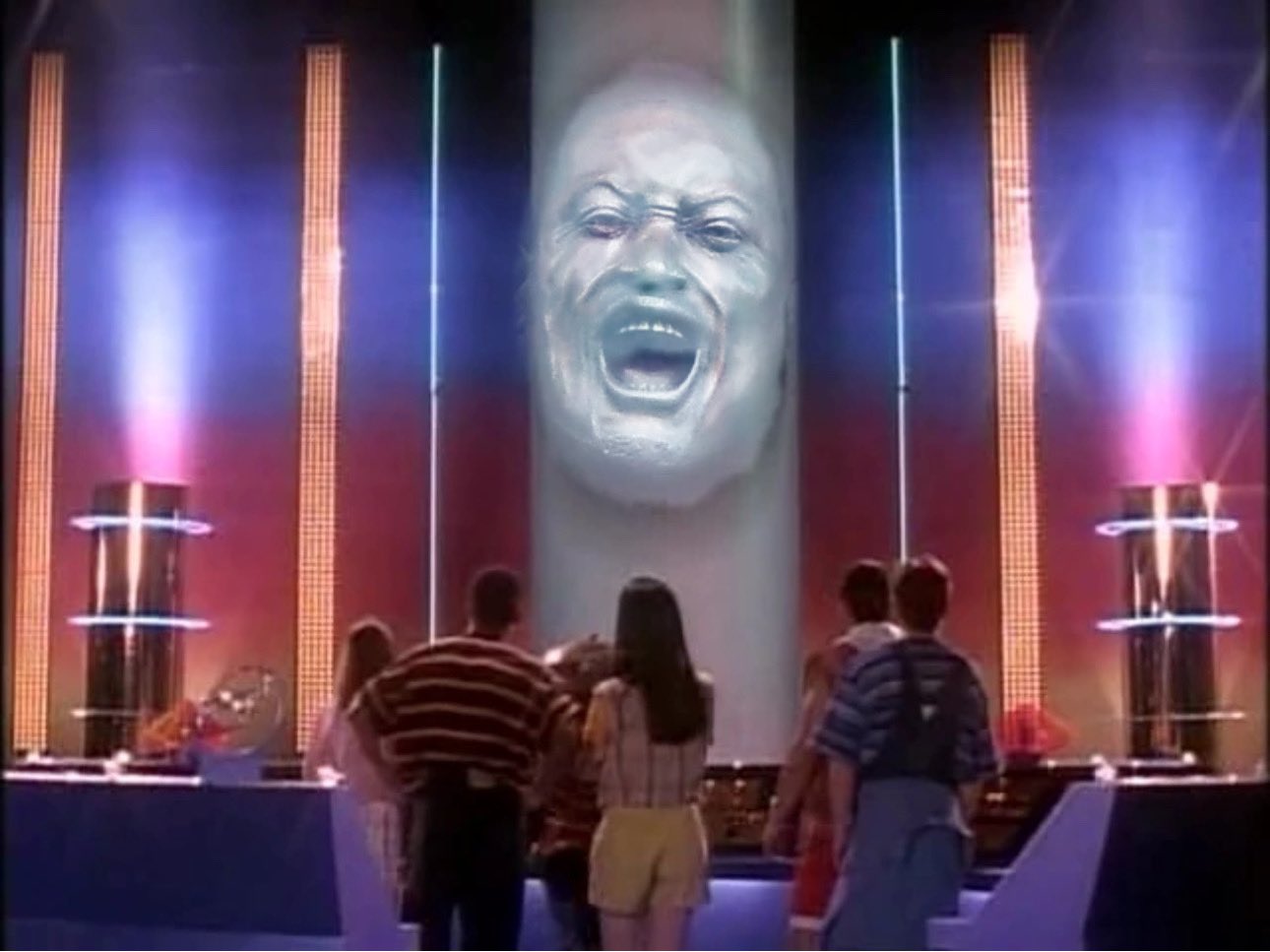 GbBZ-G_XQAAG4Qy?format=jpg&name=large