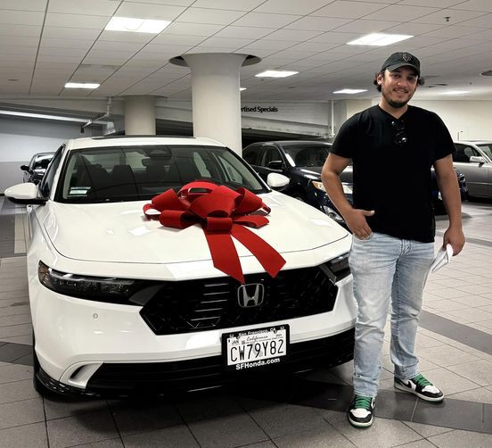 SF_Honda's tweet photo. End of the Month SALE!

Congratulations Wilmar on your brand new 2025 Honda Accord Hybrid EX-L. Mid-size sedan that can run over 50+ miles per gallon. Super comfortable with plenty of discounts/incentives available!

Thank you for letting me help you and welcome to San... https://t.co/xnL8o6t3Ti