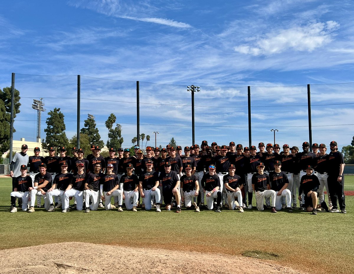 CarterEnoch1's tweet photo. Won offensive mvp for @SoCalGiants, super blessed to be a part of an amazing group of guys!
@SMCHSBaseball 
@MikeHiserman https://t.co/jGdPC1sCnJ