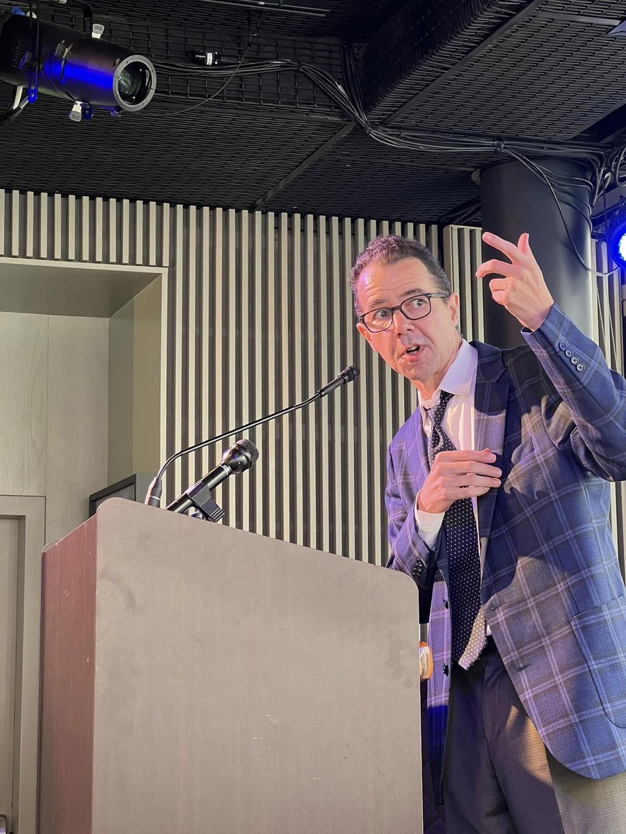 Justin Desmangles tweet media