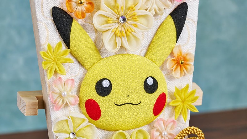 【新品】限定品　久月　ポケモンつまみ羽子板　ピカチュウ＆イーブイ　羽子板立付 ピカチュウとイーブイデザインの羽子板が登場～ 人形の久月「ポケモン