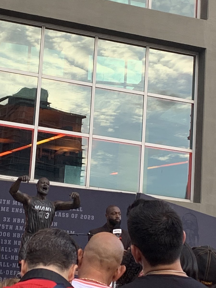 Emcee30 sw alt tweet media