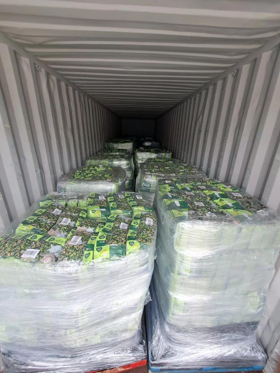 全球快遞香港🇭🇰轉運大陸🇨🇳包稅進口，多渠道運輸快速報關進口，普貨、敏感貨均可辦理！粵港澳有倉庫，檔口，專業解決進口清關煩惱，讓您實現低成本無手續快速進口；不管有無單據無手續，資料不全等一切進口難題！時效穩定，價格透明，實力清關，丟件少件包賠，可面可保，歡迎咨詢！#香港转运大陆