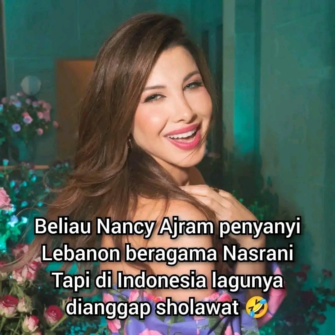 Tita83079013's tweet image. Di negeri mabok agama ini semua lagu Arab dianggap sholawat dan semua kalimat Arab dianggap doa... Oh  bahlul . SDM rendah