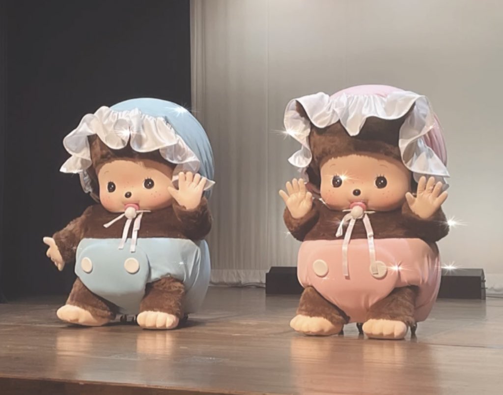 koko_01010's tweet image. 人形の家に行ってきました🧸
大好きなモンチッチに囲まれ、最強に可愛いベビチッチの撮影会後、ミニチュアフード展へ。お腹がすいていたこともあり、お腹をグーグー鳴らせながら楽しみました😹🤍
#モンチッチ
#関口真優
#人形の家
