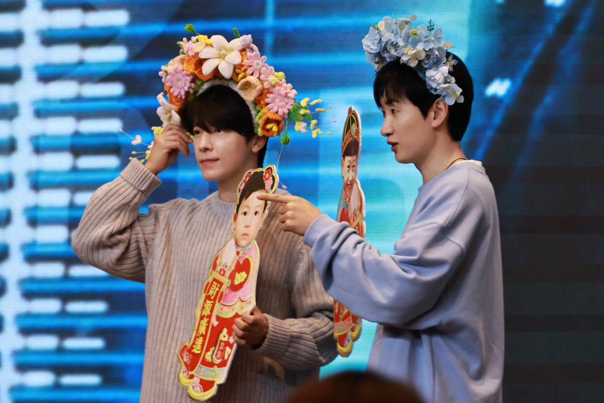 LWing93's tweet photo. 20241027 광저우 팬싸인
🌸🐯🐰

#동해 #은혁
#슈퍼주니어DnE #SuperJuniorDnE
#DONGHAE #EUNHYUK https://t.co/UsyUXoGQGr