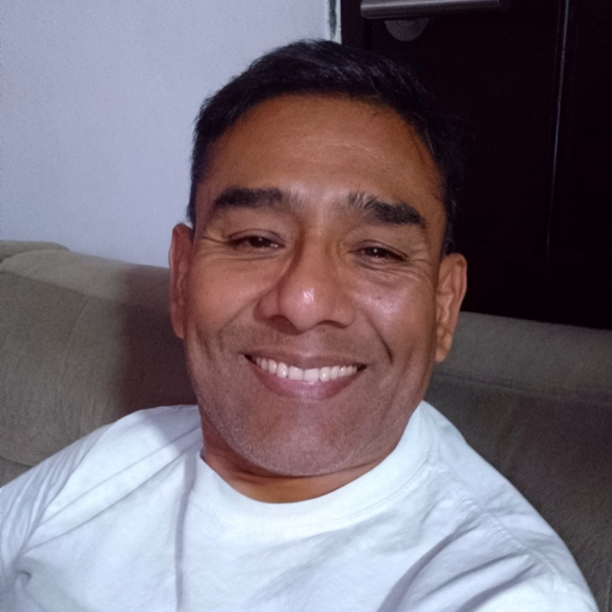 RobertoGonchi's tweet photo. #NuevaFotoDePerfil https://t.co/tS3ibpLwyv