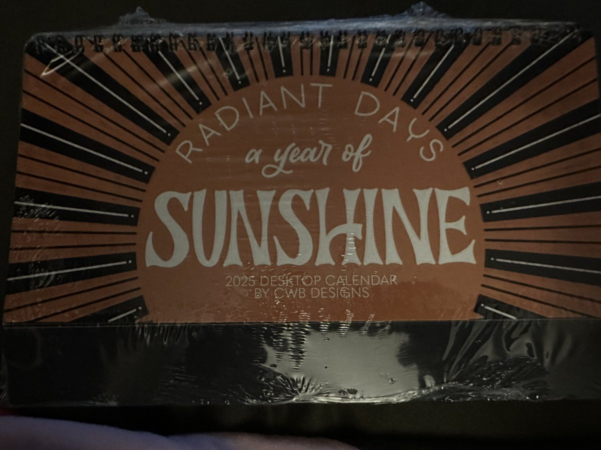 Katie 🐳👽 tweet media