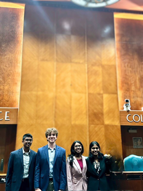 CarnegieRhinos's tweet photo. On Thursday night, 4 CVHS students were inaugurated into Houston’s Mayoral Youth Council by Houston Mayor Pro-Tem, Martha Castex-Tatum. @houstontxmyc https://t.co/ekSz19bMCY