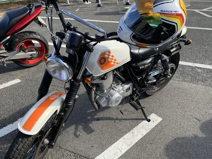 週6で片道1時間半バイク通勤してた時の私の2台のBIKE(ビケ)、かなりプリティ(事故られて足怪我したので手放しました) 
