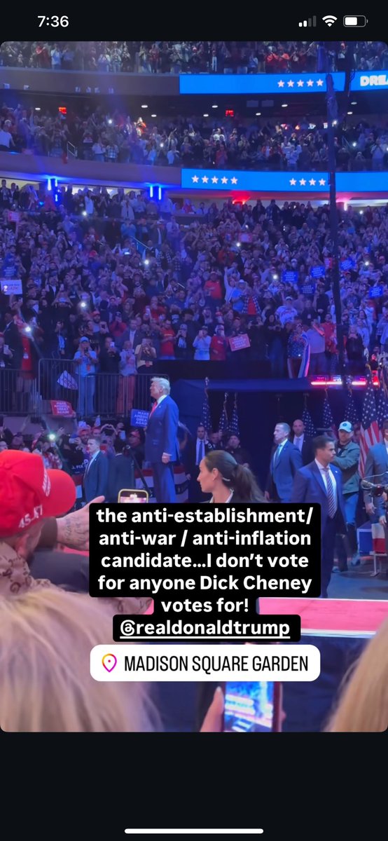 OverdoseTVNow's tweet photo. Jersey Shore's Vinny Guadagnino shows his support for Donald Trump while attending his MSG rally #jerseyshorefamilyvacation #MTV https://t.co/vjO2J1Pc5K