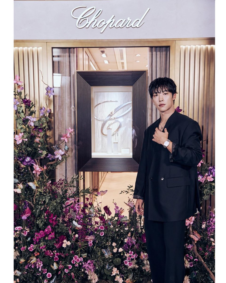 woodohwan_jp's tweet photo. [#ウ・ドファン Instagram]
chopard💗

#chopard #chopardalpineeagle #chopardicecube

https://t.co/5ldtFZ7tFF https://t.co/gZ7v7Am5X8