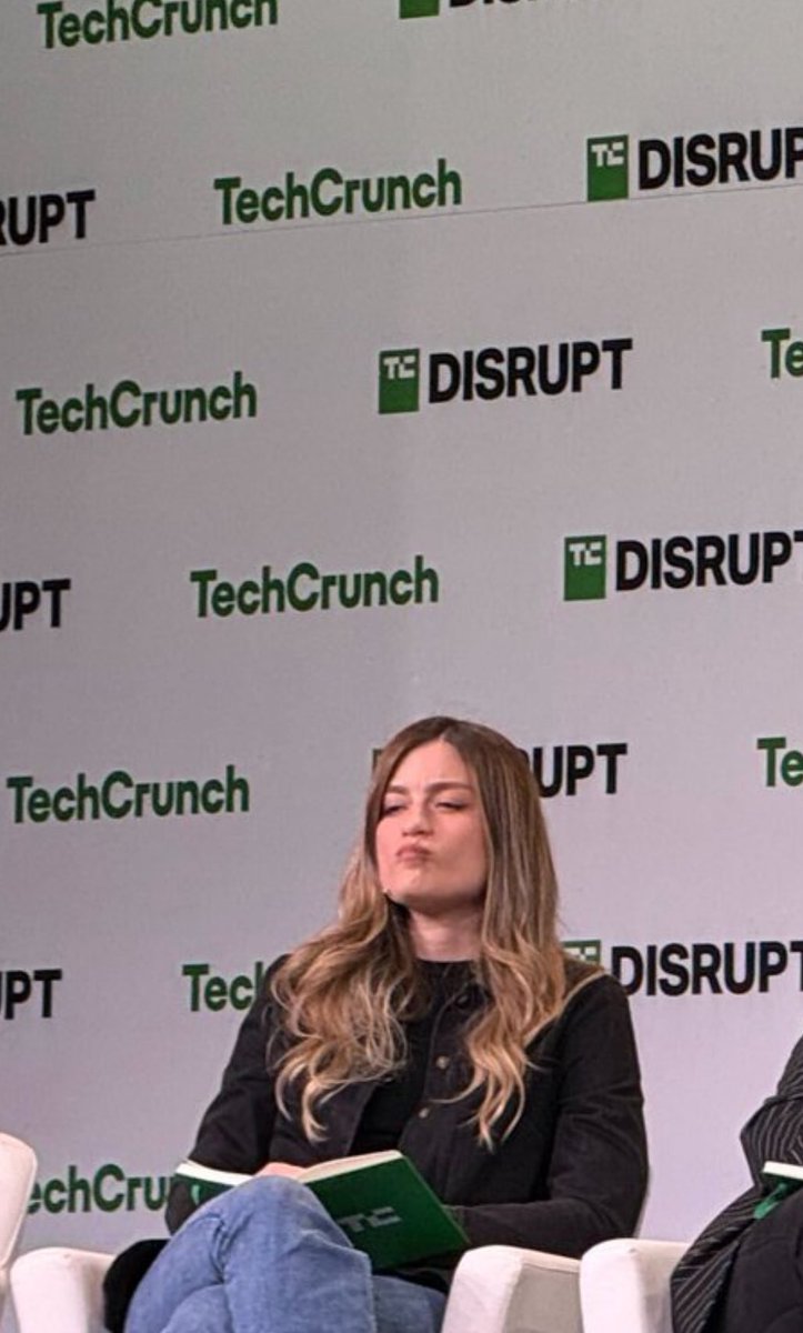 Eylul Kayin (@eylulkayin) on Twitter photo Today i got to fulfill a decade long dream (since <a href="/SiliconHBO/">Silicon Valley</a> S1E7) of becoming a judge on startup battlefield and this is the best photo i got
#TechCrunchDisrupt2024 Today i got to fulfill a decade long dream (since <a href="/SiliconHBO/">Silicon Valley</a> S1E7) of becoming a judge on startup battlefield and this is the best photo i got
#TechCrunchDisrupt2024