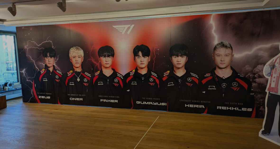 ppppIIll's tweet image. Catching up with Aliazerzz!