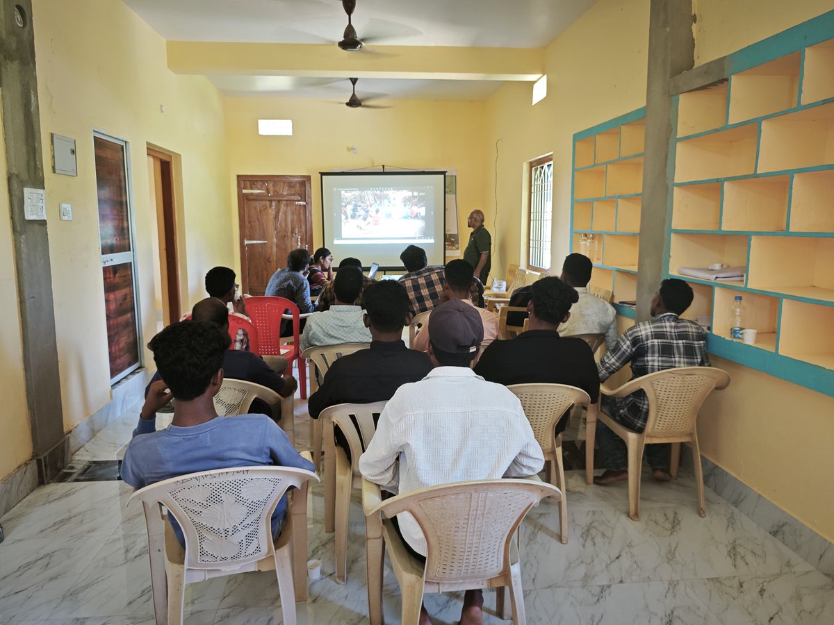 Watershed Support Services and Activities Network (@wassanindia) on Twitter photo 🌱 Farmers in Malkangiri, Odisha, took a big step toward sustainable farming! With support from <a href="/WHH_India/">WHH India - Welthungerhilfe</a>, @WASSAN_India organized a 3-day training on the Participatory Guarantee System (PGS) for 14 farmers' groups. 🌱 Farmers in Malkangiri, Odisha, took a big step toward sustainable farming! With support from <a href="/WHH_India/">WHH India - Welthungerhilfe</a>, @WASSAN_India organized a 3-day training on the Participatory Guarantee System (PGS) for 14 farmers' groups.