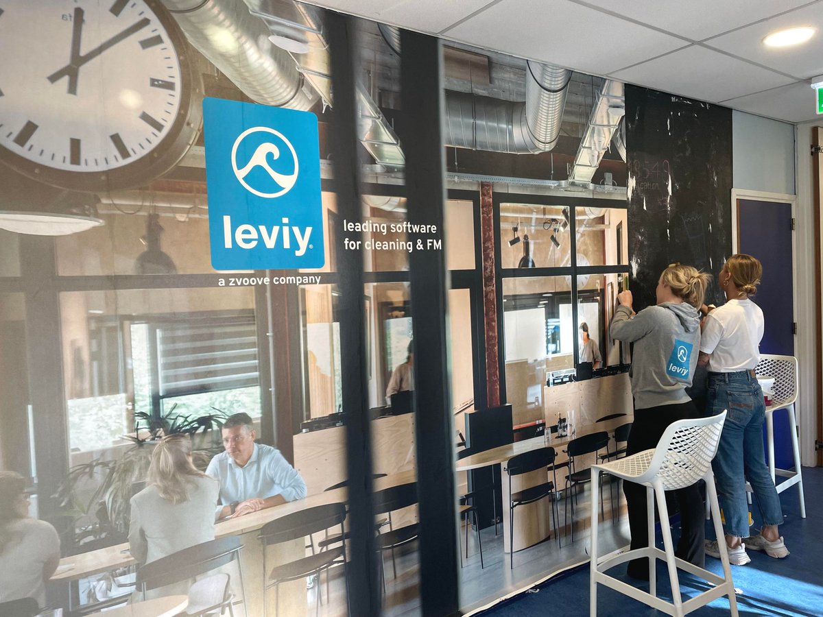 Ons kantoor heeft een nieuwe look!💥 Wij zijn vrijdag druk bezig geweest om onze werkruimte een frisse en inspirerende upgrade te geven en zijn er super blij mee!

#NewOfficeLook #TeamLeviy #behanginspiratie